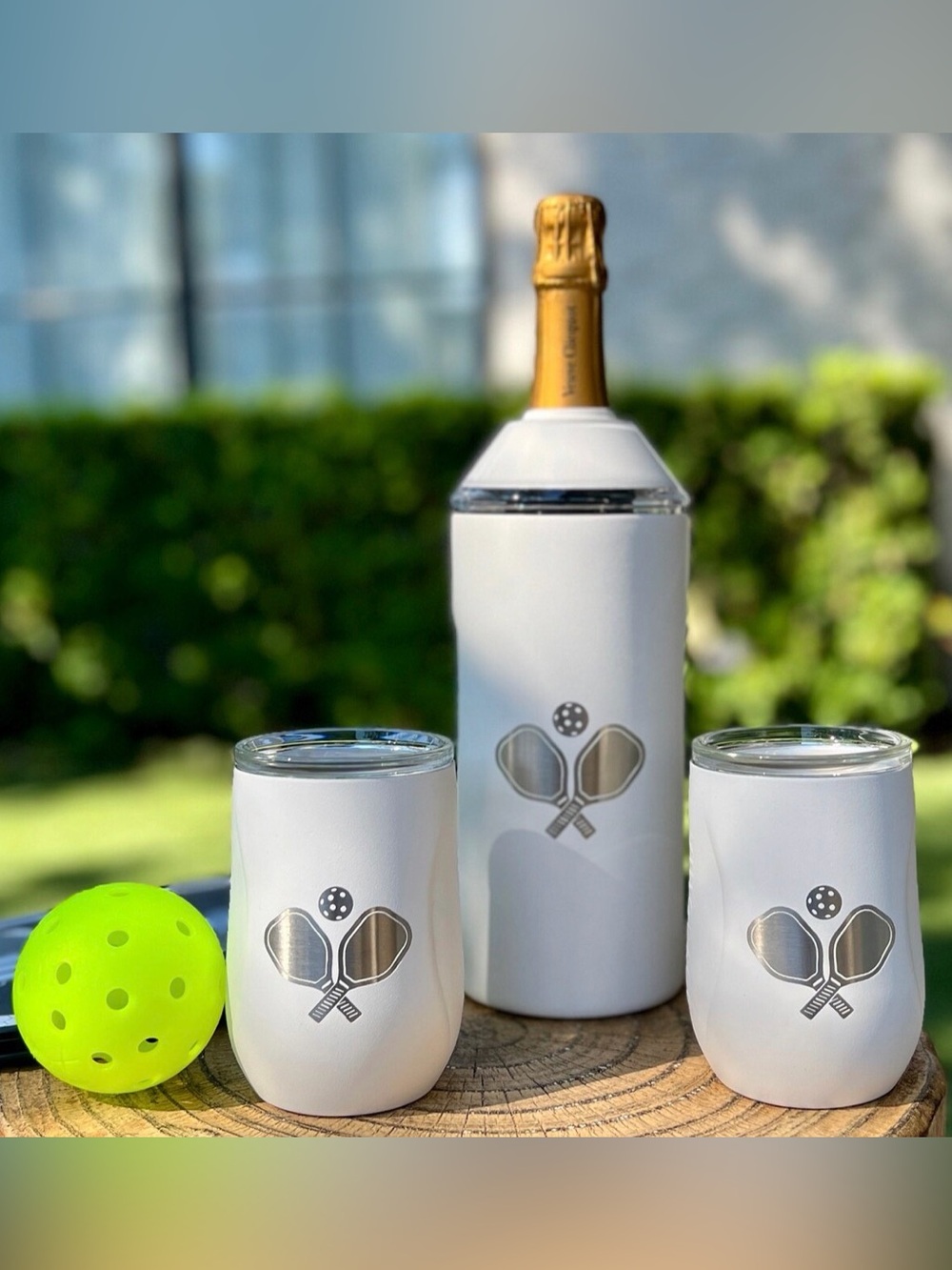 Vinglacé Limited Edition Pickleball Wine Set in white